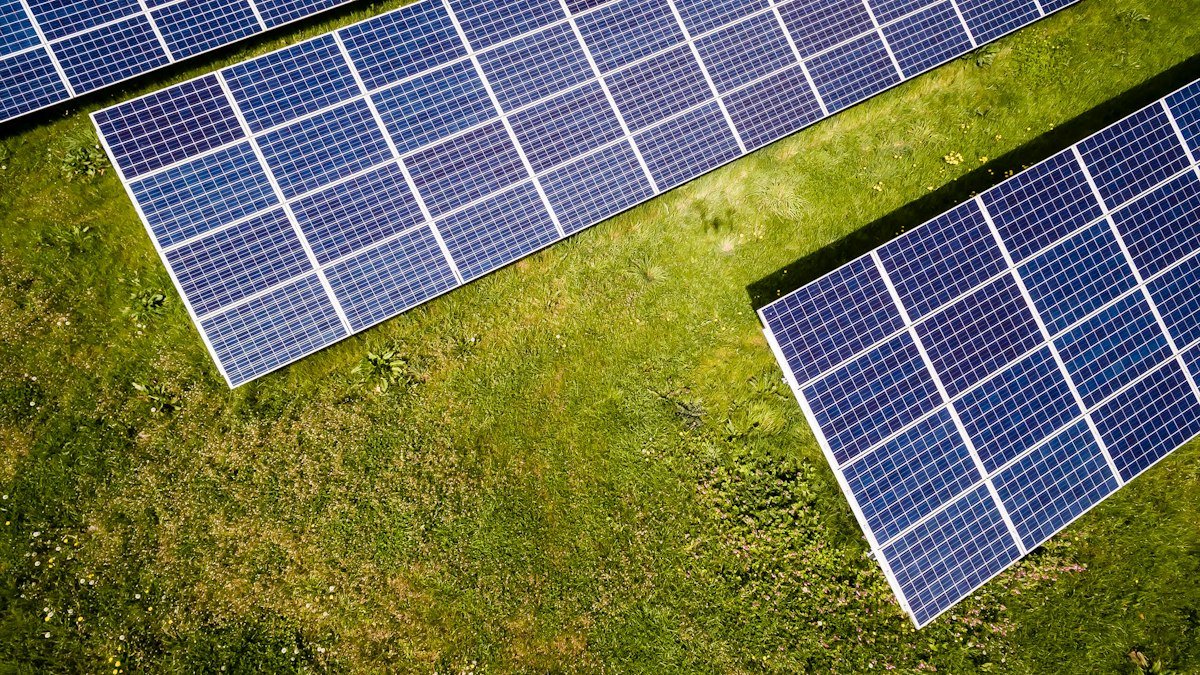 Instalação de usina solar fotovoltaica pela ELSun Energia