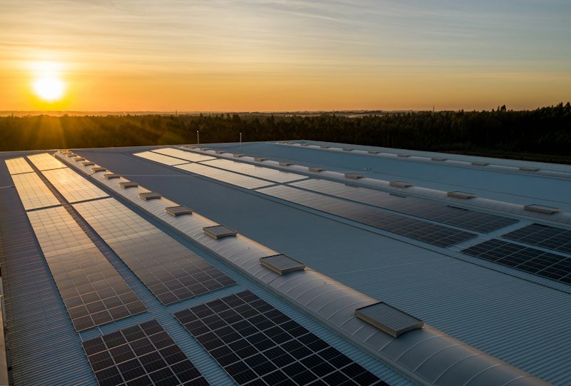 Manutenção e limpeza técnica de painéis solares fotovoltaicos